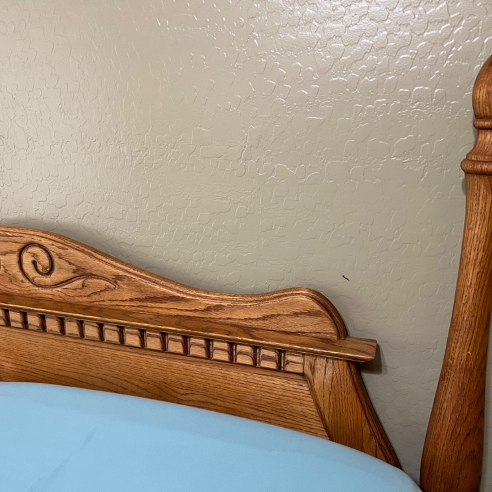 Beautiful solid Oak Furniture - Picture 9 of 9